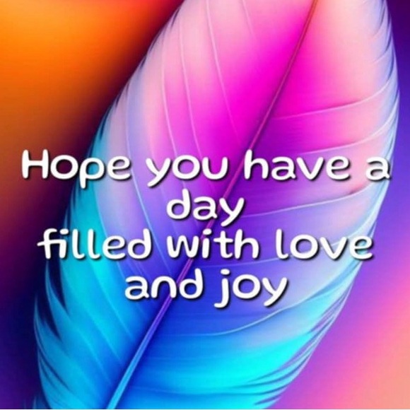 Meet your Posher, Maisha - Picture 3 of 4